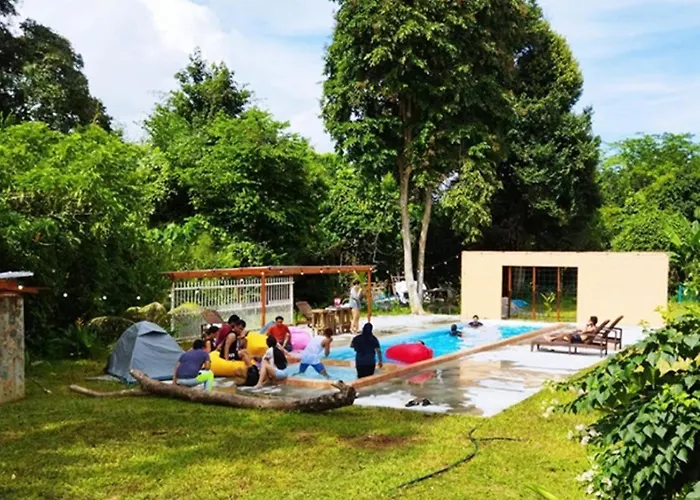 Rouhi Retreats By Doulos
